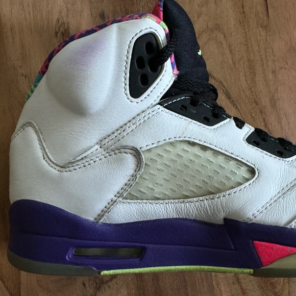 Jordan Shoes - Picture 9 of 14